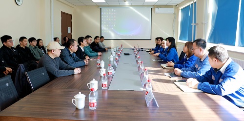 座谈会.jpg 座谈会.jpg